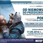 Plakat wydarzenia „Od niemowlaka do przedszkolaka. Jak budować świat psychiczny dziecka?” z fotografią kobiety przytulającej dziecko w czapce z uszkami, zaproszenie na prelekcję na podstawie filmu „Pokój”.